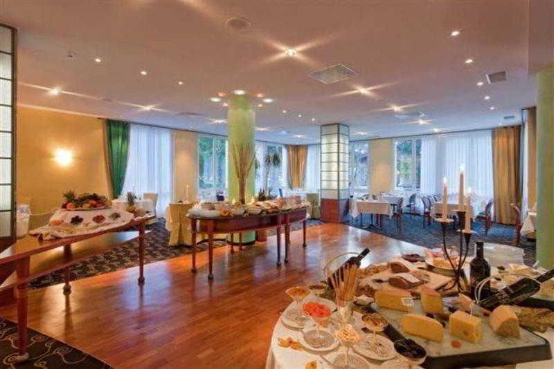 Hotel Metropol Saas Fee Εστιατόριο φωτογραφία